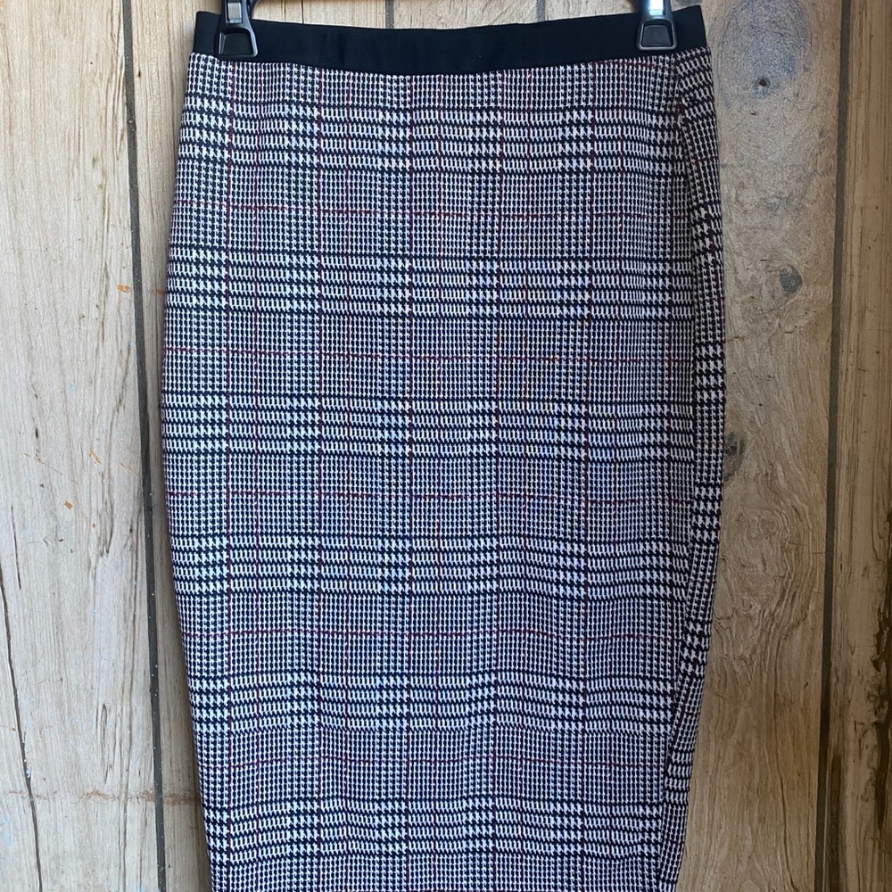 Pencil skirt